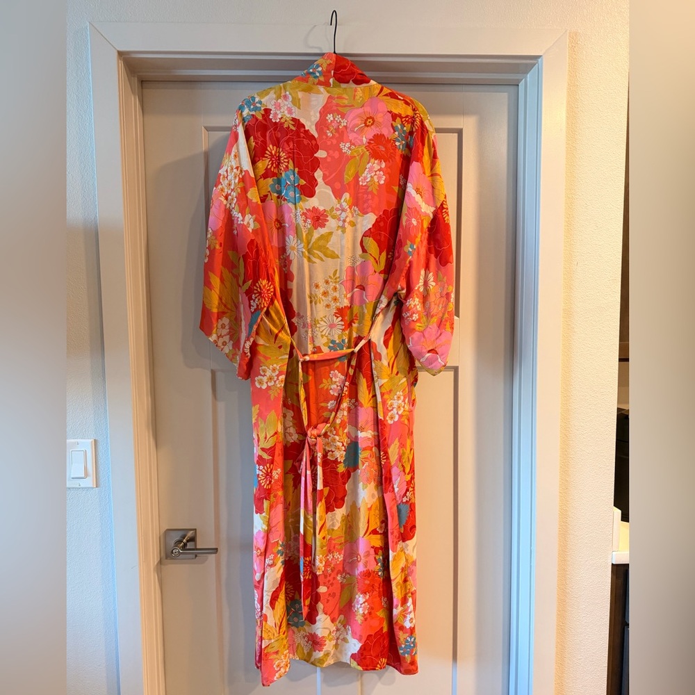 Spell Red and Yellow Floral Tyler Robe / Kimono - Picture 3 of 6